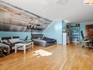 Prodej rodinného domu, Praha - Točná, Na Stráňkách, 395 m2