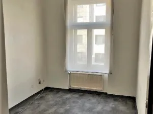 Pronájem kanceláře, Praha, Domažlická, 13 m2
