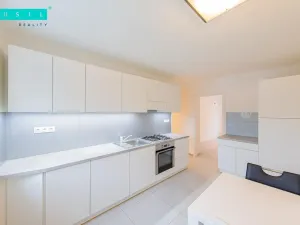 Prodej bytu 2+1, Olomouc - Nové Sady, Za poštou, 55 m2