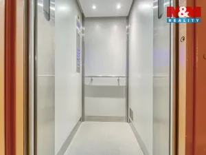 Prodej bytu 3+1, Beroun - Beroun-Město, Košťálkova, 67 m2