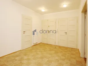 Pronájem bytu 4+1, Praha, Blanická, 140 m2
