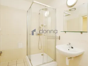 Pronájem bytu 4+1, Praha, Blanická, 140 m2
