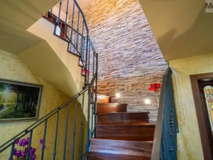 Prodej rodinného domu, Lužice, 372 m2