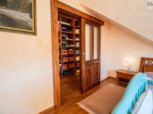 Prodej rodinného domu, Lužice, 372 m2