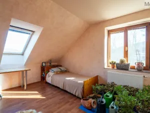 Prodej rodinného domu, Lužice, 372 m2