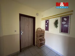 Pronájem bytu 2+1, Chlumec, Alejní, 53 m2