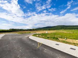 Prodej pozemku pro bydlení, Komárov, 752 m2