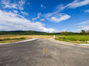Prodej pozemku pro bydlení, Komárov, 752 m2