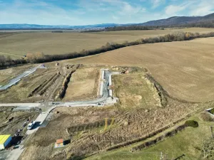 Prodej pozemku pro bydlení, Komárov, 1288 m2