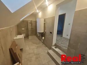 Pronájem bytu 4+kk, Krumvíř, 97 m2