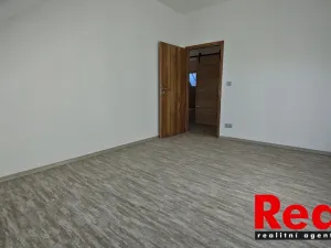 Pronájem bytu 4+kk, Krumvíř, 97 m2