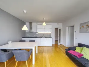 Pronájem bytu 2+kk, Praha - Vršovice, Archangelská, 54 m2