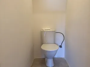 Prodej bytu 4+1, Karlovy Vary - Rybáře, nám. 17. listopadu, 105 m2