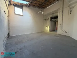 Prodej bytu 4+1, Karlovy Vary - Rybáře, nám. 17. listopadu, 105 m2