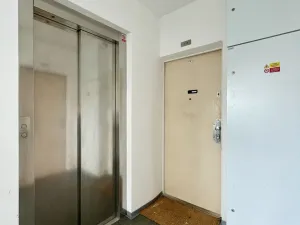 Pronájem bytu 2+kk, Praha - Nusle, Hvězdova, 35 m2