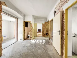 Prodej zemědělské usedlosti, Veliš, 335 m2