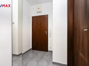 Pronájem bytu 1+kk, Praha - Stodůlky, Svitákova, 32 m2