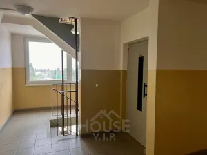 Prodej bytu 2+kk, Praha - Horní Měcholupy, Milánská, 55 m2