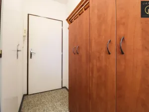 Pronájem bytu 1+1, Kladno - Kročehlavy, Dánská, 35 m2