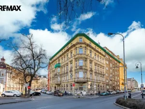 Prodej bytu 3+kk, Karlovy Vary, Bulharská, 94 m2