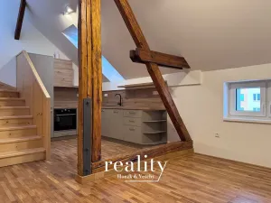 Pronájem atypického bytu, Moravské Budějovice, Gymnazijní, 73 m2