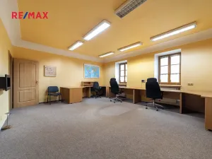 Prodej kanceláře, Šumperk, nám. Míru, 200 m2