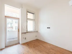 Prodej bytu 4+kk, Praha - Karlín, Pobřežní, 99 m2