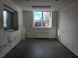 Pronájem obchodního prostoru, Liberec, Josefinino údolí, 74 m2