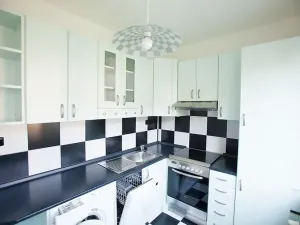 Prodej bytu 2+1, Praha, K lučinám, 54 m2