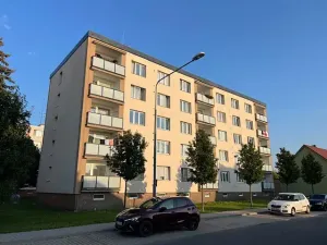 Pronájem bytu 1+1, Nové Strašecí, Křivoklátská, 38 m2