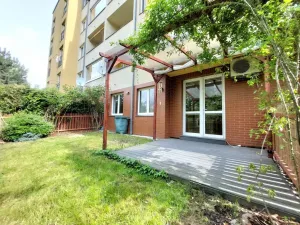 Pronájem bytu 2+kk, Hradec Králové - Třebeš, Ve Stromovce, 45 m2