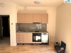 Pronájem bytu 1+kk, Dobřichovice, Pražská, 32 m2