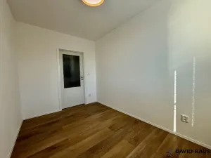 Pronájem bytu 2+kk, Brno - Židenice, Bořetická, 40 m2