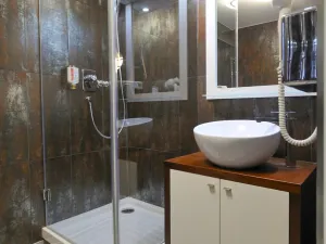 Prodej ubytování, Louny, Mírové náměstí, 530 m2