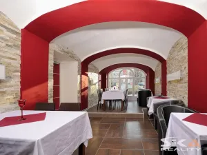 Prodej restaurace, Louny, Mírové náměstí, 530 m2