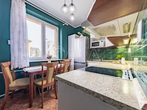 Prodej bytu 2+1, Unhošť, Komenského, 52 m2