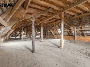 Prodej historického objektu, Žerotice, 1000 m2