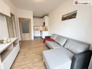 Pronájem bytu 2+kk, Kralupy nad Vltavou - Lobeček, Cesta brigádníků, 35 m2
