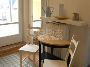 Pronájem bytu 1+1, Praha - Staré Město, Melantrichova, 34 m2