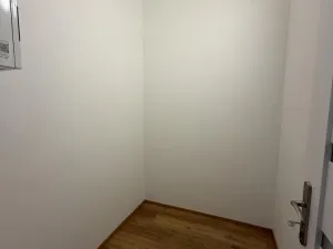 Pronájem bytu 2+kk, Praha - Žižkov, Křišťanova, 40 m2