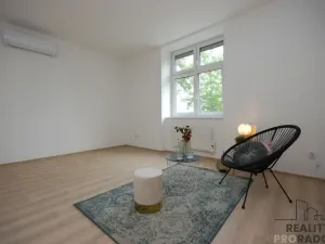 Pronájem bytu 2+kk, Břeclav, Stromořadní, 43 m2