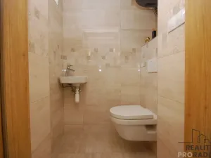 Pronájem bytu 2+kk, Břeclav, Stromořadní, 43 m2