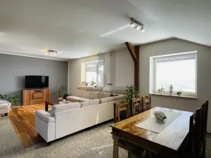 Prodej komerční nemovitosti, Břeclav, Široký dvůr, 1700 m2