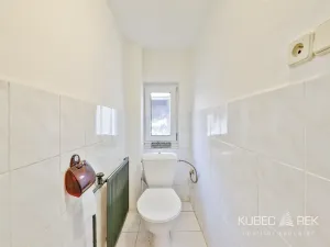 Prodej rodinného domu, Malšice, Lomská, 240 m2