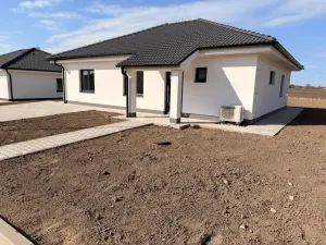 Prodej rodinného domu, Sopřeč, 150 m2