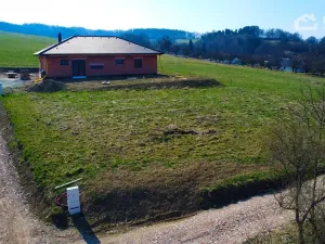 Prodej pozemku pro bydlení, Lutonina, 584 m2