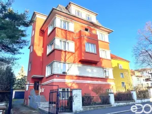 Prodej bytu 4+1, Karlovy Vary, Jiráskova, 117 m2