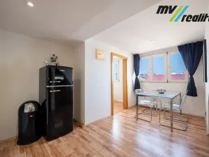 Pronájem atypického bytu, Praha - Nové Město, Malá Štěpánská, 129 m2