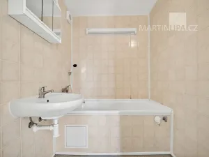 Prodej bytu 3+1, Praha - Hlubočepy, Lamačova, 67 m2