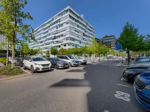 Pronájem kanceláře, Praha - Michle, Vyskočilova, 743 m2